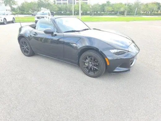 Mazda MX-5 Miata 2022 Deportivo 2desc Convertible 6M