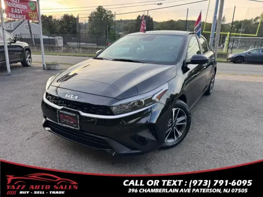 2023 Kia Forte LXS IVT