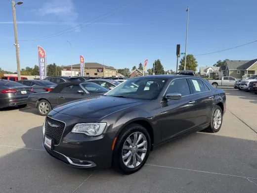 2018 Chrysler 300
