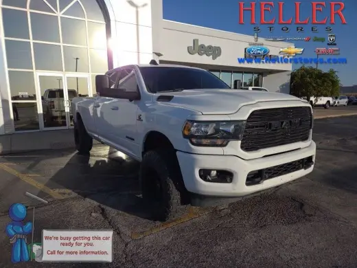 Ram 3500 2021 4x4 Big Horn 4 puertas Crew Cab 8 pies LB SRW Pickup