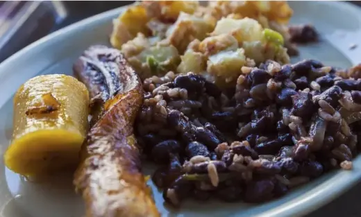 RESTAURANTE SALVADOREÑO