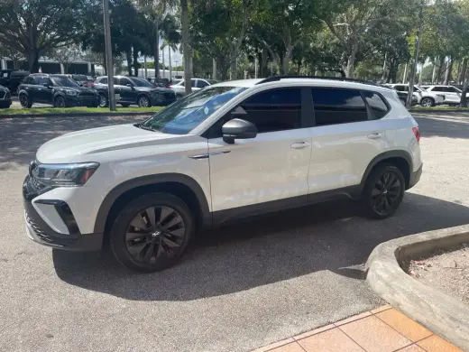 Volkswagen Taos 2023 S 4 SUV