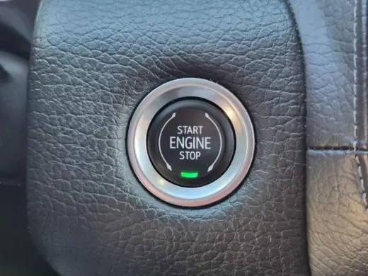 GMC Yukon 2023 4x2 Denali SUV de 4 puertas