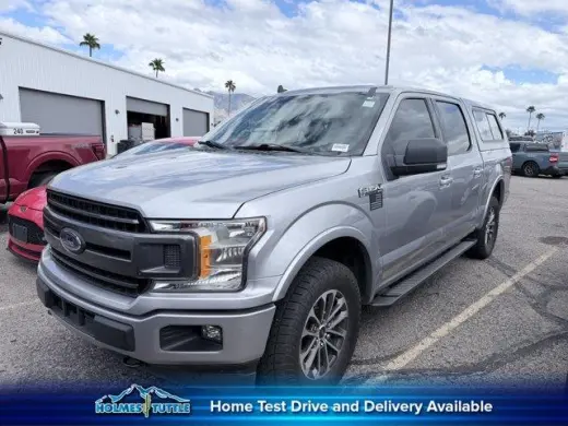Ford F-150 2020 4x4 XLT 4dr SuperCrew con 5.5 ft. de cabina.