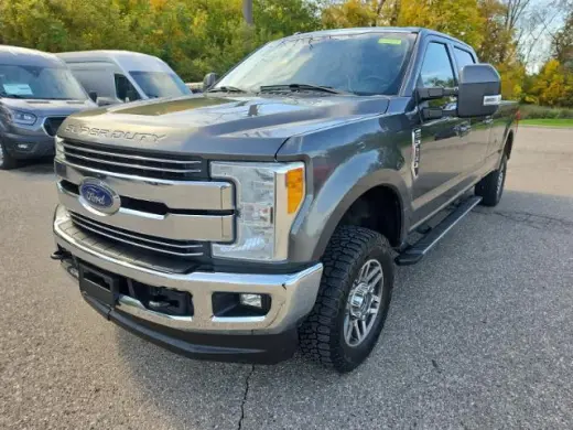 Ford F-250 Super Duty 2017 4x4 Lariat 4puertas Cabina de Tripulación 6.8 ft. SB Pickup