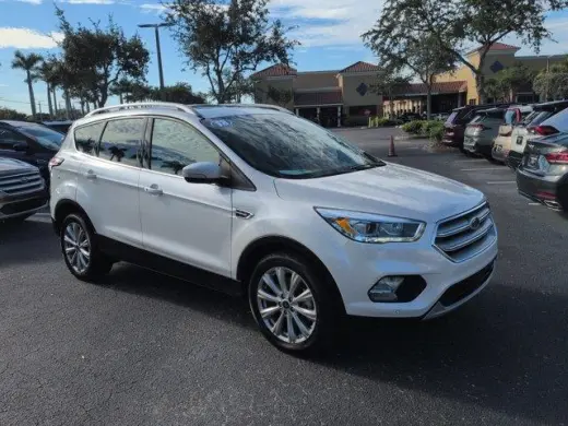 Ford Escape 2018 Titanium SUV de 4 puertas