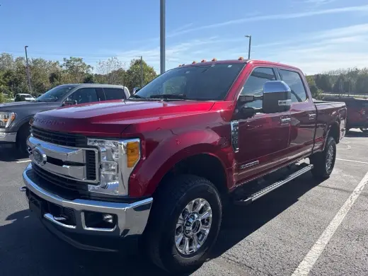 Ford F-250 Super Duty 2017 4x4 XLT 4dr Crew Cab 6.8 ft. SB Pickup