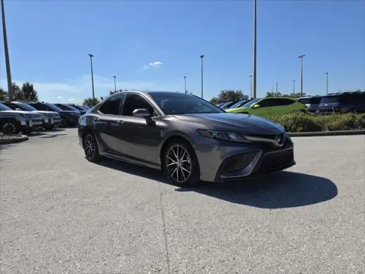 Toyota Camry Hybrid 2024 SE 4dr Sedán