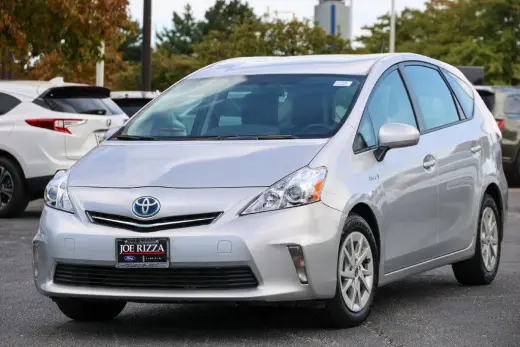 Toyota Prius v 2014 Two 4dr Wagon