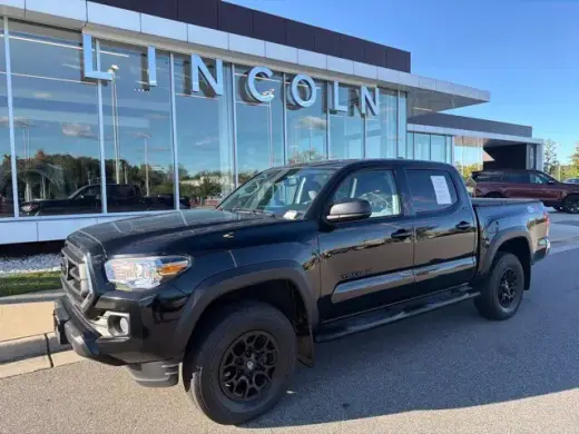 Toyota Tacoma 2023 4x4 TRD Off-Road 4 puertas Doble Cabina 5.0 pies SB 6A