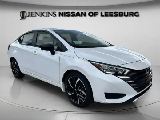 Nissan Versa 2025 SR 4dr Sedán