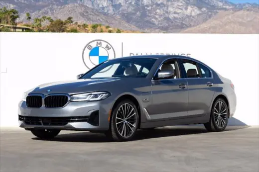 Serie 5 BMW 2023 tracción total 530e xDrive 4dr Sedán