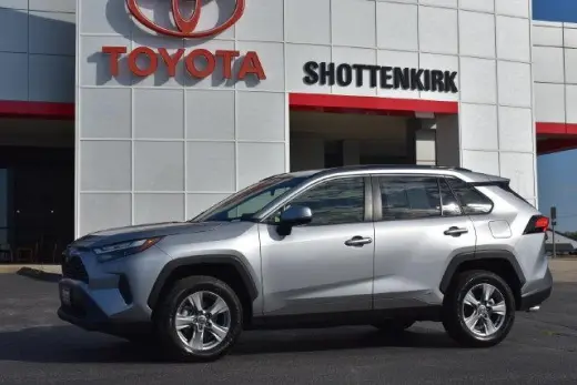 Toyota RAV4 Híbrido 2025 AWD LE 4dr SUV
