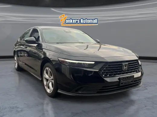 Sedán de 4 puertas Honda Accord 2024 LX