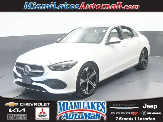 Mercedes-Benz Clase C 2025 Sedán C 300 de 4 puertas