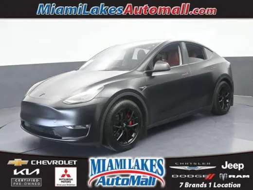Tesla Model Y 2024 Tracción Total (AWD) Rendimiento de 4 puertas Crossover