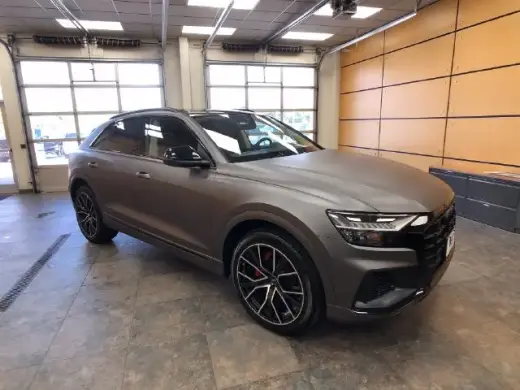 Audi Q8 2023 AWD quattro Premium Plus 55 TFSI SUV de 4 puertas