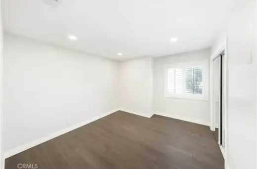 3 Newport Ave, 3 baños