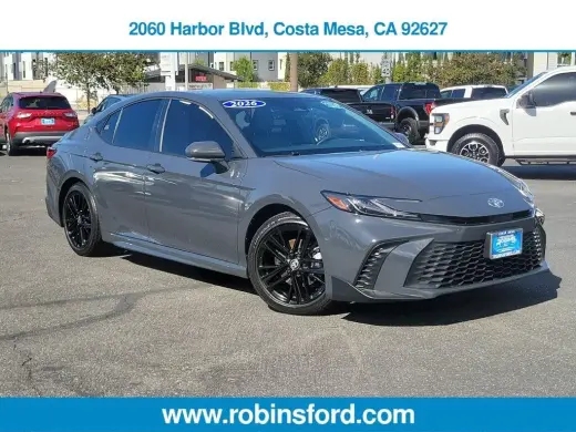 Toyota Camry 2026 SE Sedán de 4 puertas