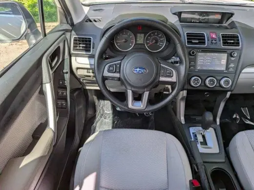 Subaru Forester 2018 con tracción en las cuatro ruedas 2.5i 4dr Wagon CVT