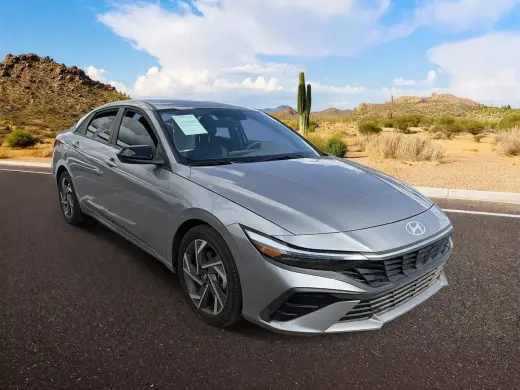 Hyundai ELANTRA 2025 SEL Sport 4dr Sedán