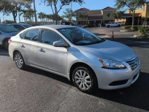 Nissan Sentra 2015 S 4dr Sedan 6M