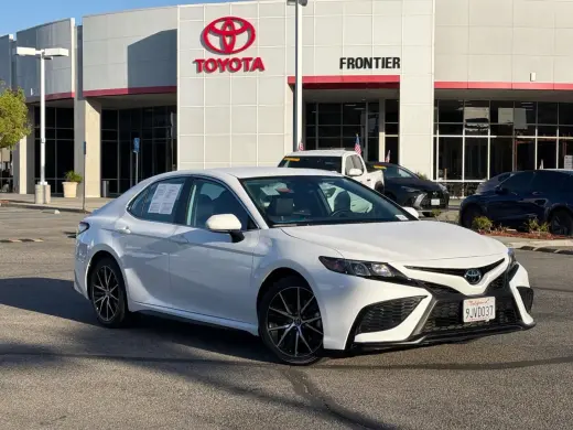 Toyota Camry 2024 SE 4dr Sedán