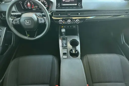 Honda Civic 2025 LX 4dr Sedán