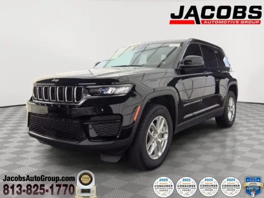 Jeep Grand Cherokee 2025 4x2 Laredo X SUV 4 puertas