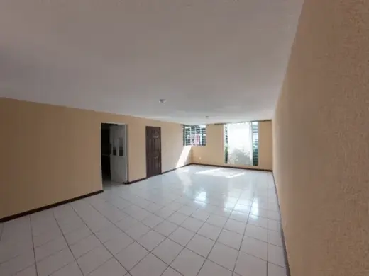 Apartamento en renta Zona 15