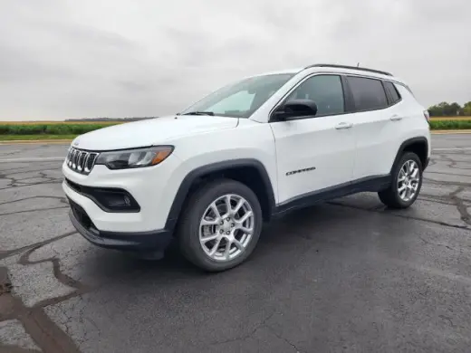 Jeep Compass 2023 4x4 Latitude Lux SUV de 4 puertas
