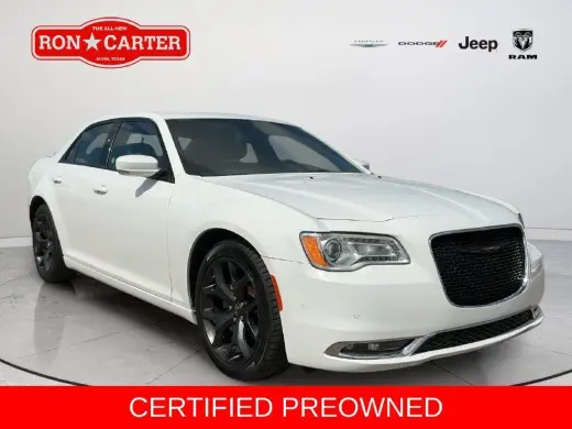 Chrysler 300 2022 S V6 4dr Sedán