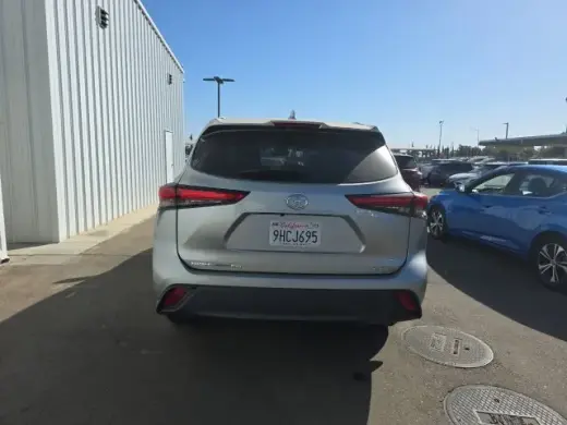 Toyota Highlander 2023 AWD XLE 4dr SUV