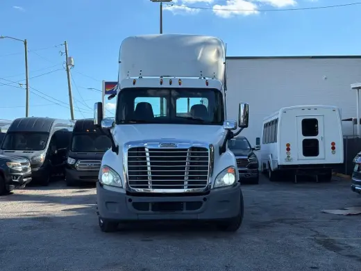 2015 Freightliner CASCADIA