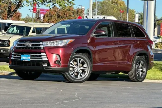 Toyota Highlander 2017 LE 4 SUV (2.7L I4)