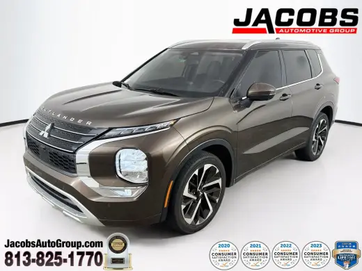 Mitsubishi Outlander 2024 SEL 4dr SUV
