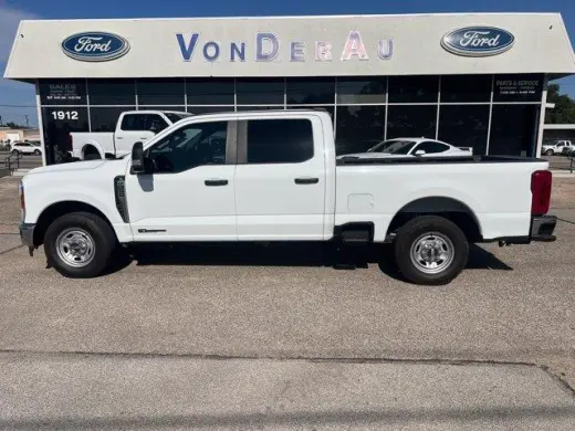 Ford F-250 Super Duty 2024 4x2 XL 4dr Crew Cab 6.8 ft. SB Pickup
