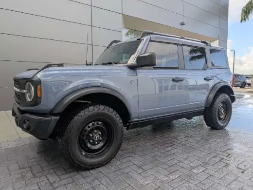 Ford Bronco 2023 4x4 Base Advanced 4dr SUV