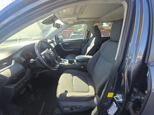 Toyota RAV4 2020 XLE 4x4 SUV