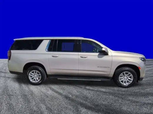 Chevrolet Suburban 2023 4x4 LT 4dr SUV