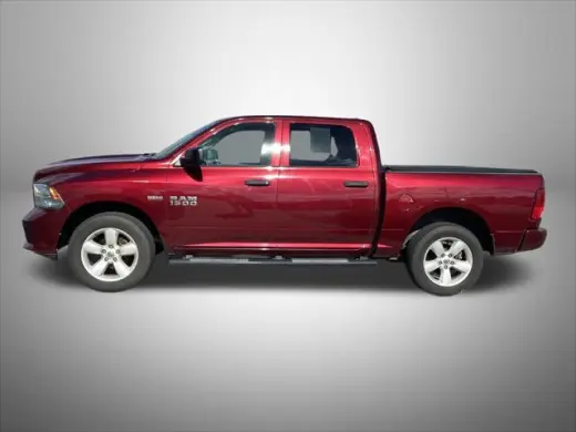 Ram 1500 2018 4x4 Express 4dr Crew Cab 5.5 ft. SB Pickup
