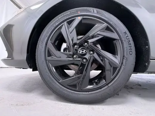 Hyundai ELANTRA 2026 SEL Sport 4dr Sedán