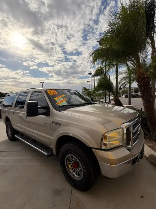 2005 FORD EXCURSION
