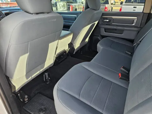 2017 RAM 1500 CREW CAB