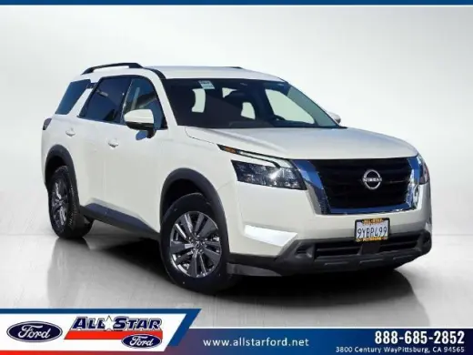 Nissan Pathfinder 2024 SV 4puertas SUV