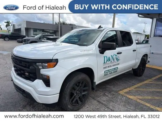 Chevrolet Silverado 1500 2023 4x2 Custom 4dr Crew Cab 5.8 ft. SB