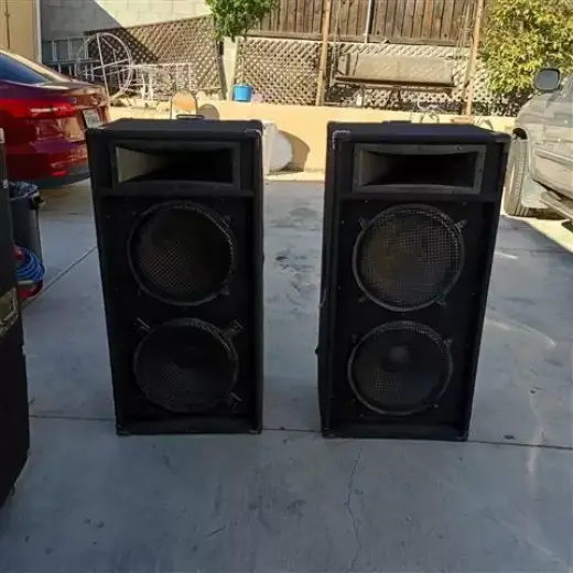 Vendo 2 speskekers