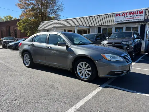 2013 Chrysler 200