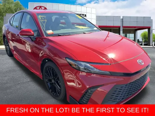 Toyota Camry 2026 SE 4dr Sedán