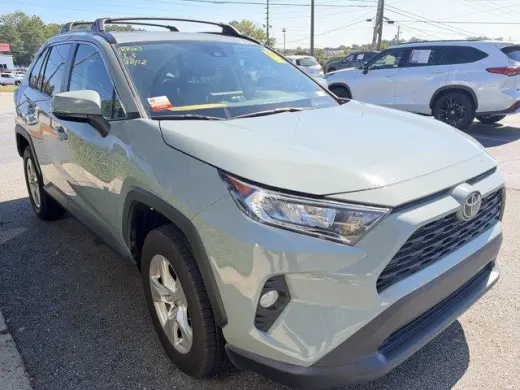 Toyota RAV4 2021 XLE 4dr SUV